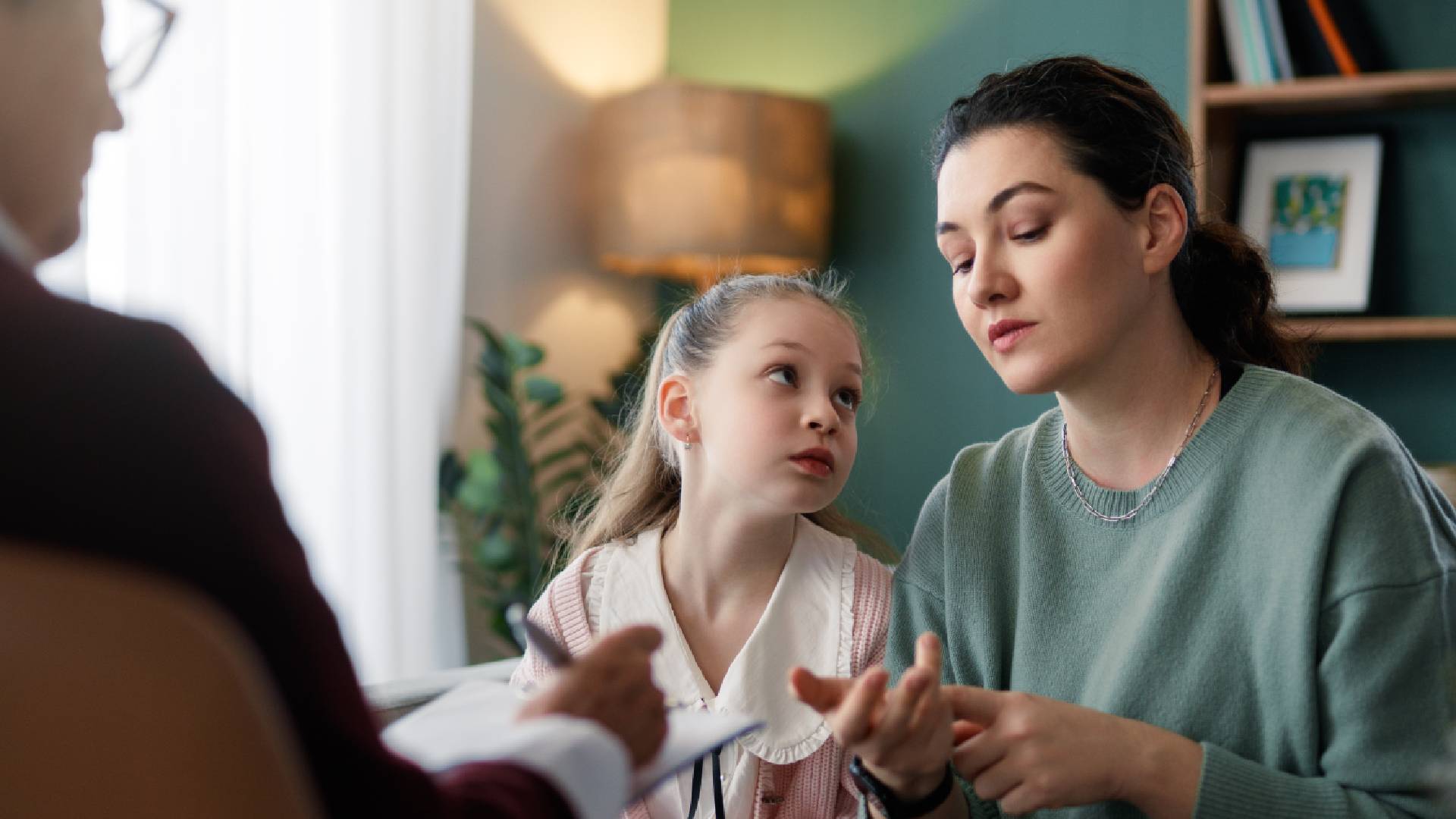 How Family Relapse Education Supports Your Recovery Journey